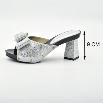 Новейшие туфли серебристого цвета, африканские свадебные туфли, высококачественные Элегантные итальянские женские туфли на низком каблуке с камнями, летние женские туфли-лодочки Изображение 2